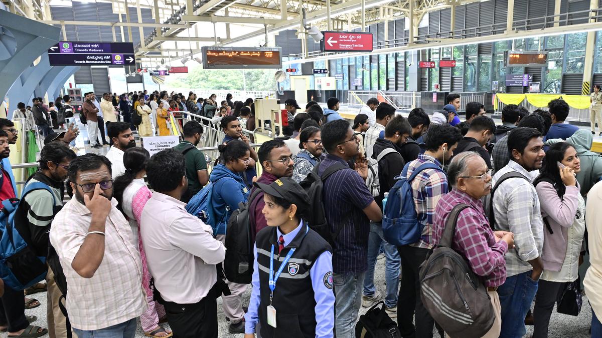 Bengaluru Metro commuters hit by WhatsApp ticketing glitch